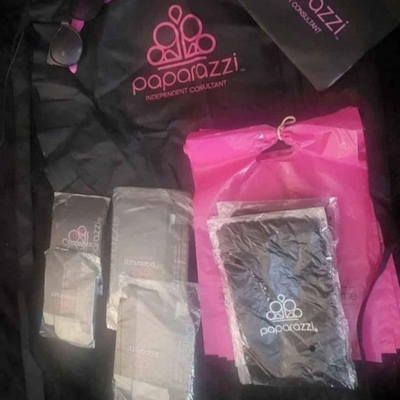 Paparazzi Accessories Business Bundle - Picture 9 of 11